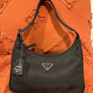 Prada Re-Edition 2000 bag